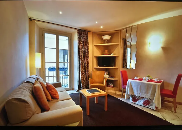 Apartament Cernobbio Lake Suites